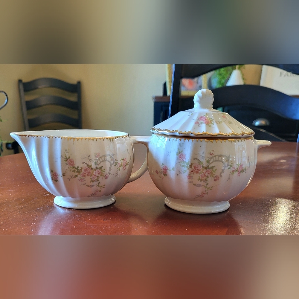 American Limoges Sugar and Creamer Gold Climbing Rose Floral See Pics